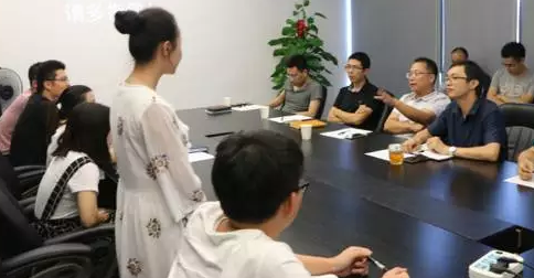 AG一飞冲天首届员工转正评审会圆满举行
